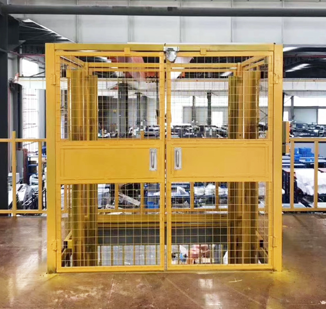 蛟河智能导轨式升降机亮相